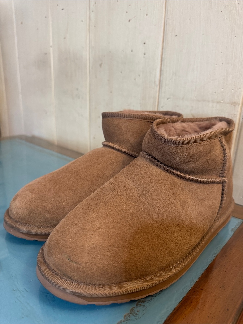 Emu Uggs Size 40 Women’s